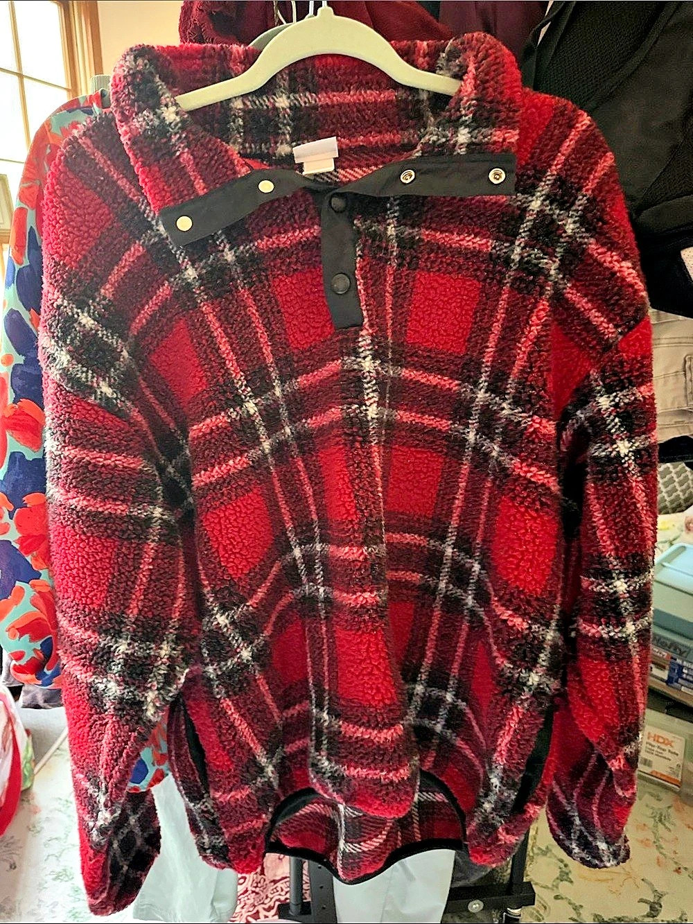 IZOD Plaid fleece Quarter Snap in Red & Black Size Large